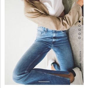 ZARA HIGH RISE SLIT FLARE JEANS